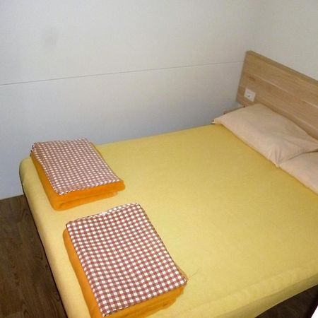 Campsite Pisak - Mobile Homes By The Sea Seline Rom bilde